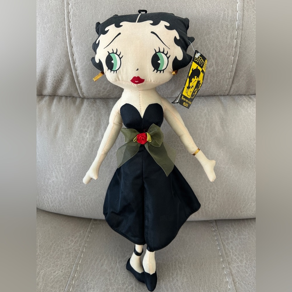 NWT Vintage Betty Boop "Runway Betty" 17" Plush Kellytoy Doll 1999